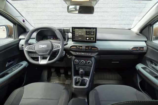 Dacia Sandero Stepway (2026) thumbnail 3