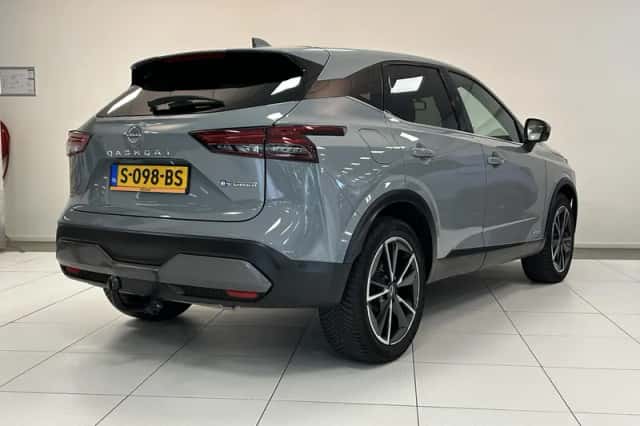 Nissan Qashqai (2023) thumbnail 2