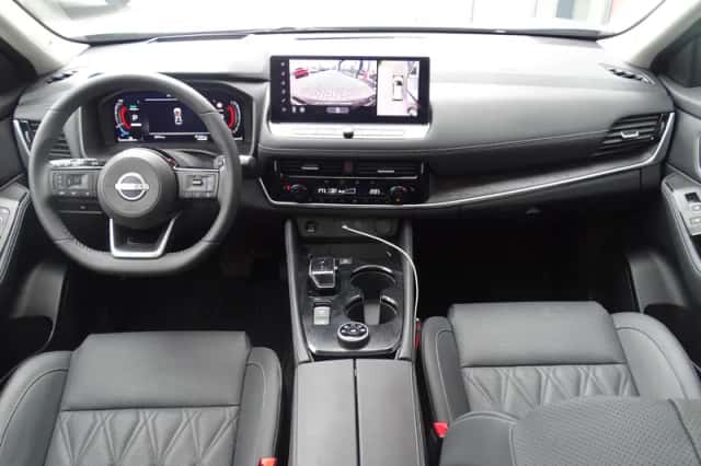 Nissan X-Trail (2025) thumbnail 3