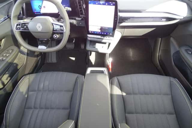 Renault Scénic (2025) thumbnail 3