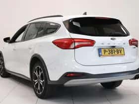 Ford Focus (2020) thumbnail 6