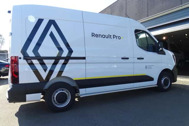 Renault Master (2025) thumbnail 2