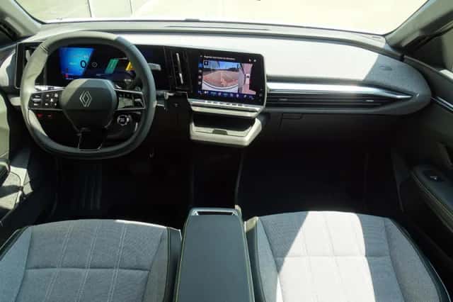 Renault Mégane E-Tech (2026) thumbnail 3