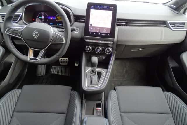 Renault Clio (2026) thumbnail 3