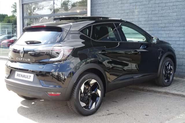Renault Captur (2026) thumbnail 2