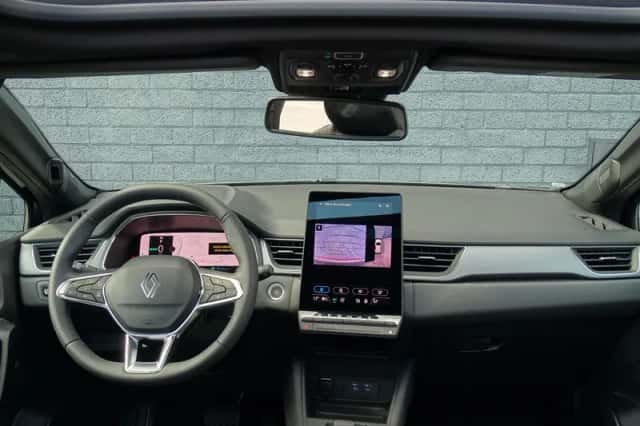 Renault Captur (2026) thumbnail 3