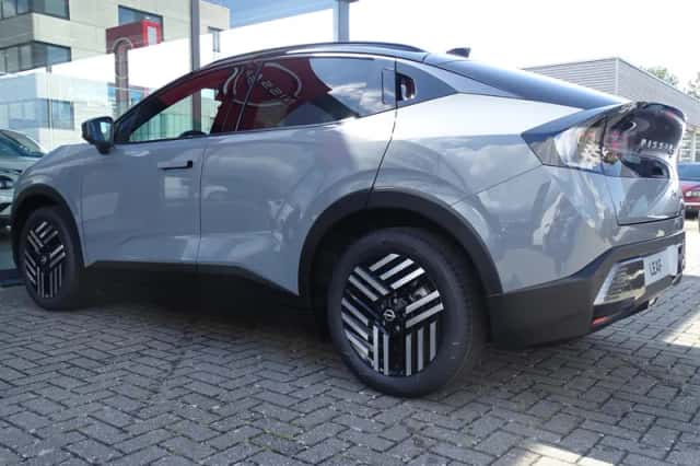 Nissan Leaf (2026) thumbnail 6
