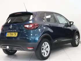 Renault Captur (2019) thumbnail 2