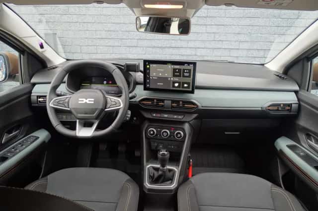 Dacia Sandero Stepway (2026) thumbnail 3