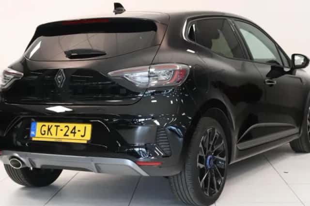 Renault Clio (2024) thumbnail 2