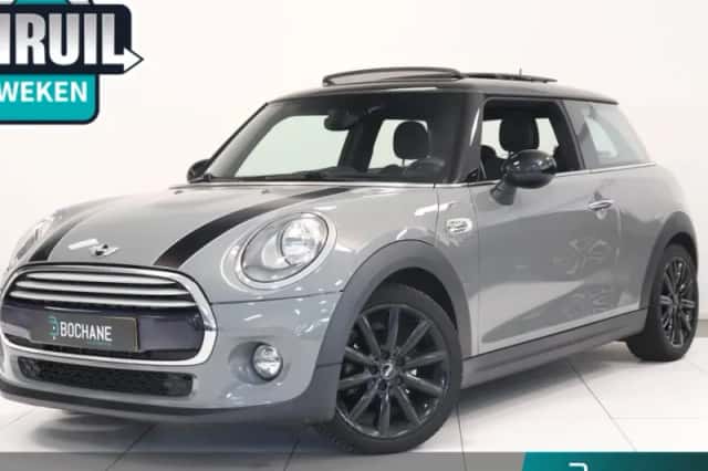 MINI Cooper (2016) thumbnail 1