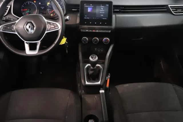 Renault Clio (2021) thumbnail 3