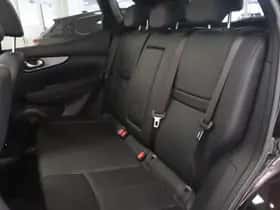 Nissan Qashqai (2017) thumbnail 8
