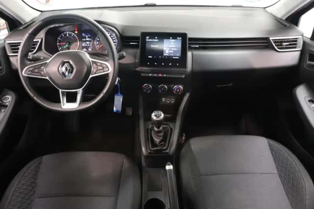 Renault Clio (2022) thumbnail 3