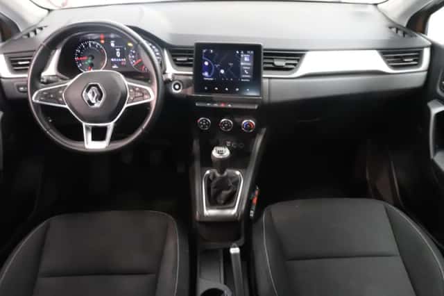 Renault Captur (2021) thumbnail 3