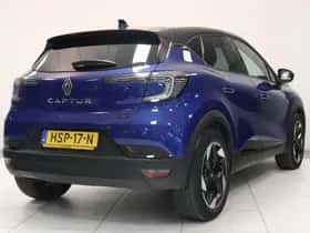 Renault Captur (2025) thumbnail 2