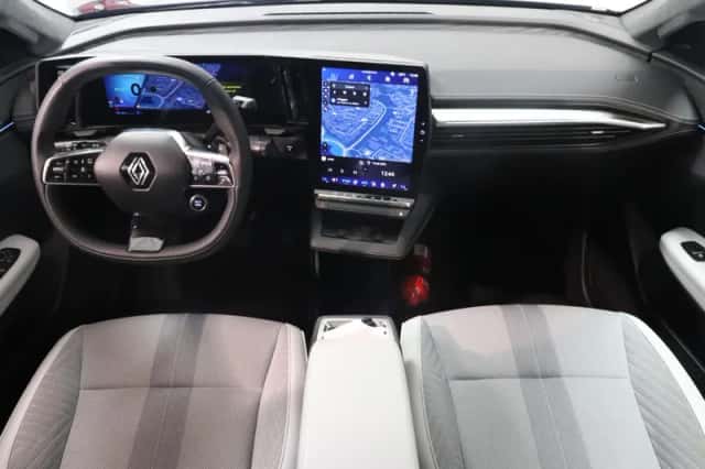 Renault Scénic (2025) thumbnail 3