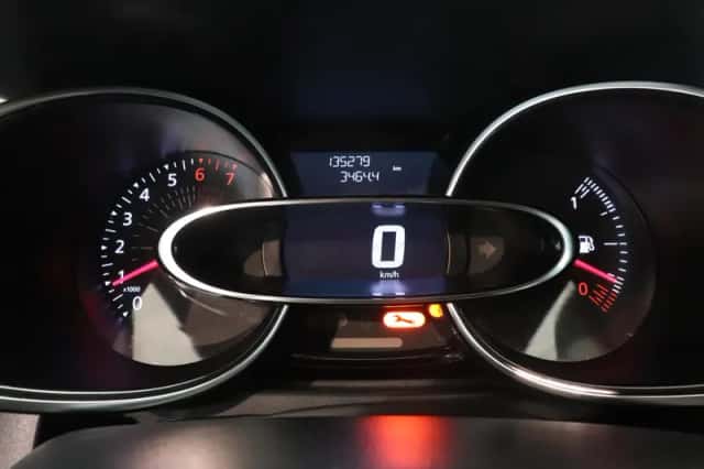 Renault Clio (2018) thumbnail 4