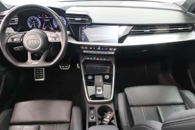 Audi A3 (2023) thumbnail 3