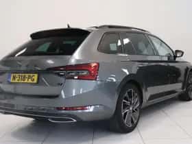 Škoda Superb (2021) thumbnail 2