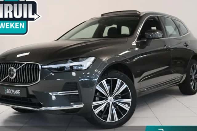 Volvo XC60 (2022) thumbnail 1
