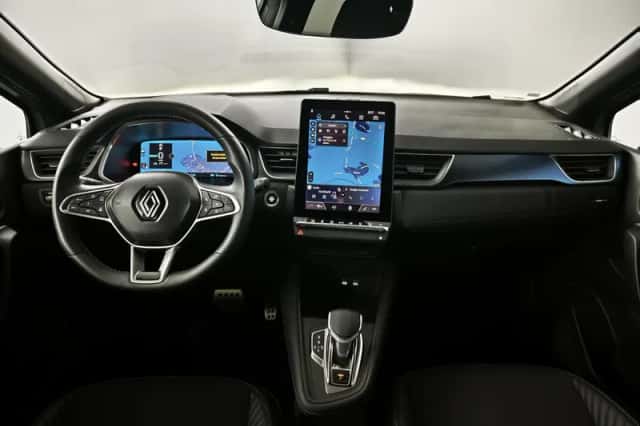 Renault Captur (2025) thumbnail 3