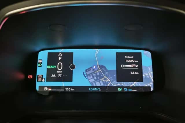 Renault Captur (2025) thumbnail 4