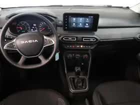 Dacia Sandero (2025) thumbnail 3