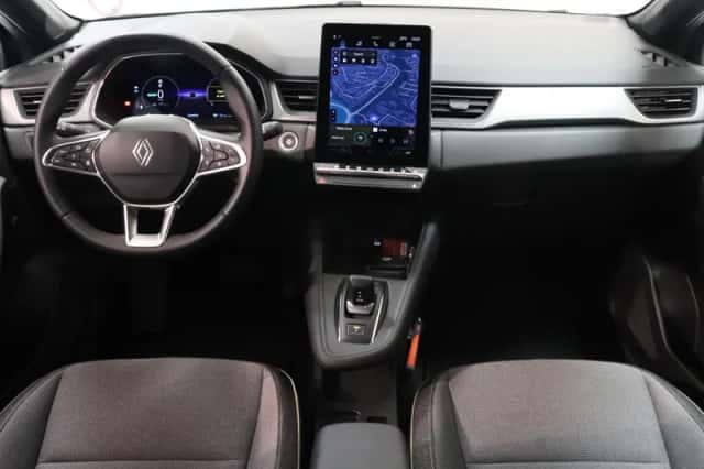 Renault Captur (2025) thumbnail 3