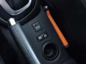 Renault Captur (2018) thumbnail 23