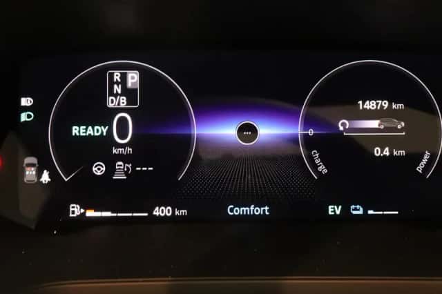 Renault Captur (2025) thumbnail 4