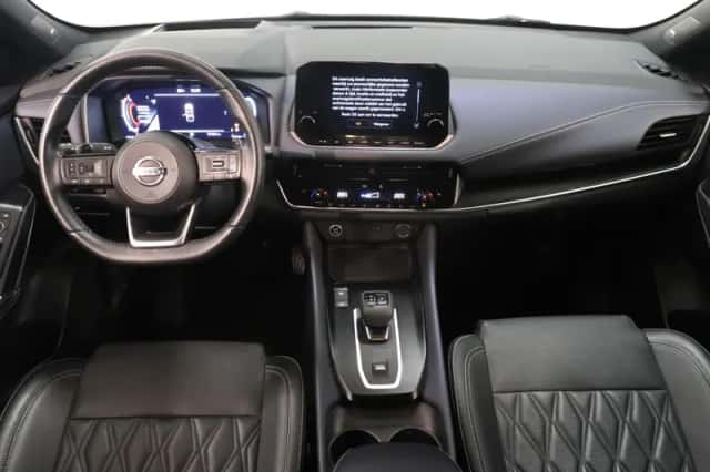 Nissan Qashqai (2022) thumbnail 3