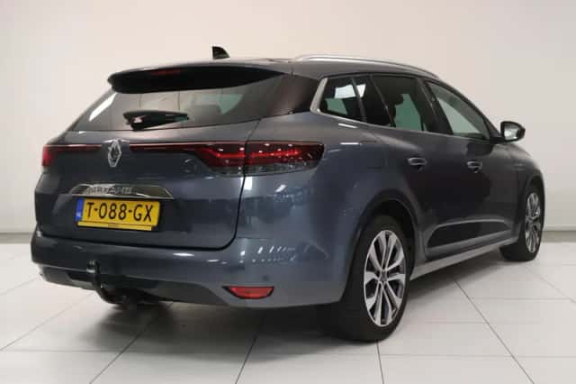 Renault Mégane (2023) thumbnail 2
