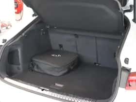 Audi Q3 (2023) thumbnail 9