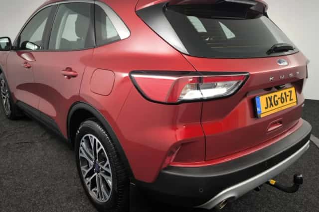Ford Kuga (2021) thumbnail 6