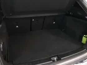 Mercedes-Benz GLA (2021) thumbnail 9