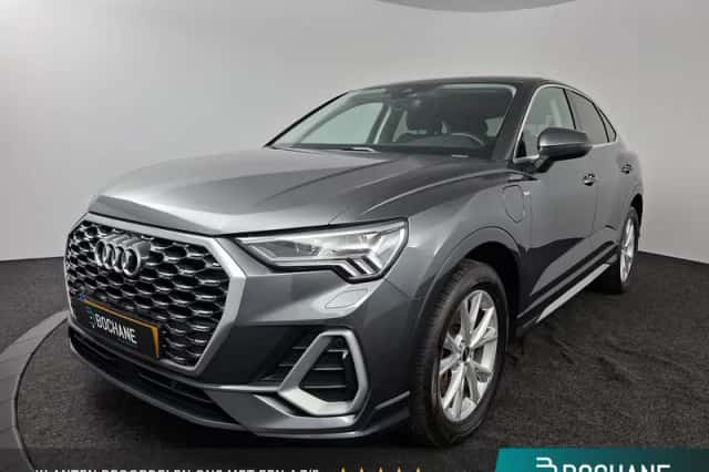 Audi Q3 (2021) thumbnail 1