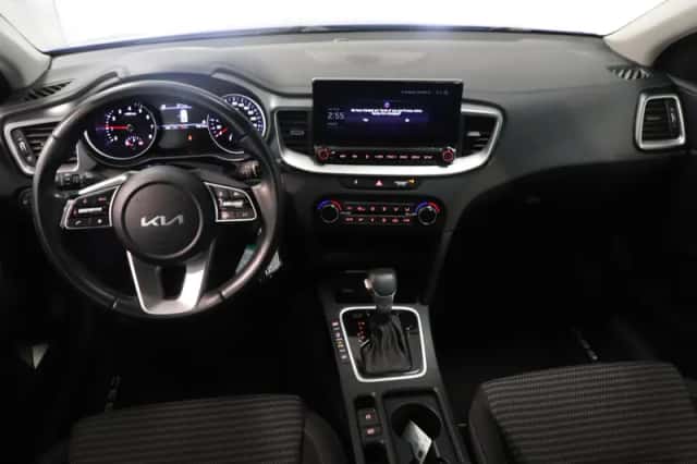 Kia Ceed Sportswagon (2022) thumbnail 3