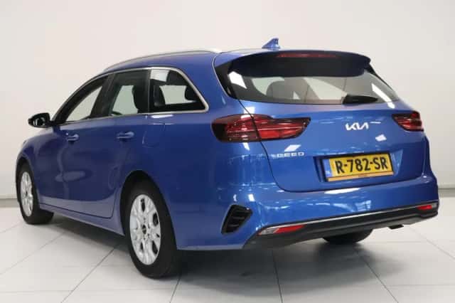 Kia Ceed Sportswagon (2022) thumbnail 6