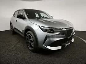 Alfa Romeo Junior (2025) thumbnail 5