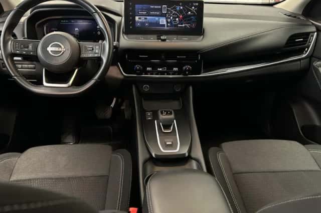 Nissan Qashqai (2023) thumbnail 3