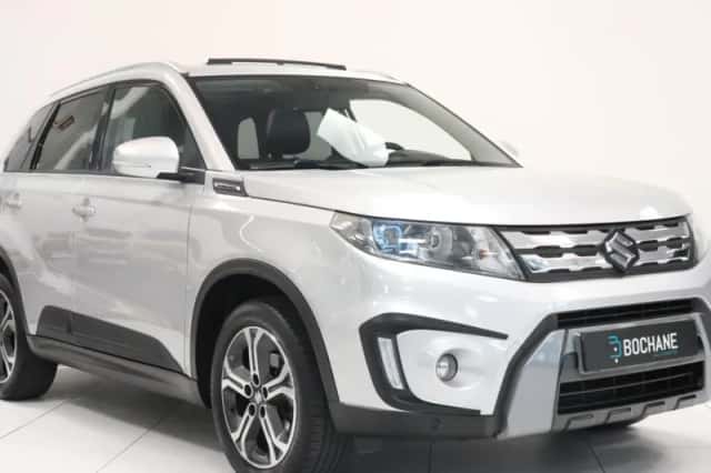 Suzuki Vitara (2015) thumbnail 5