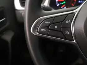 Renault Captur (2024) thumbnail 16