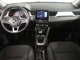 Renault Captur (2024) thumbnail 3