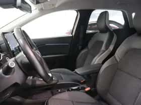 Renault Captur (2021) thumbnail 7