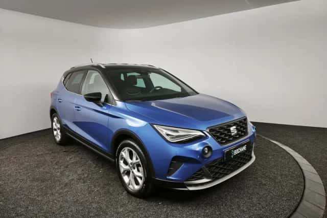 SEAT Arona (2025) thumbnail 5