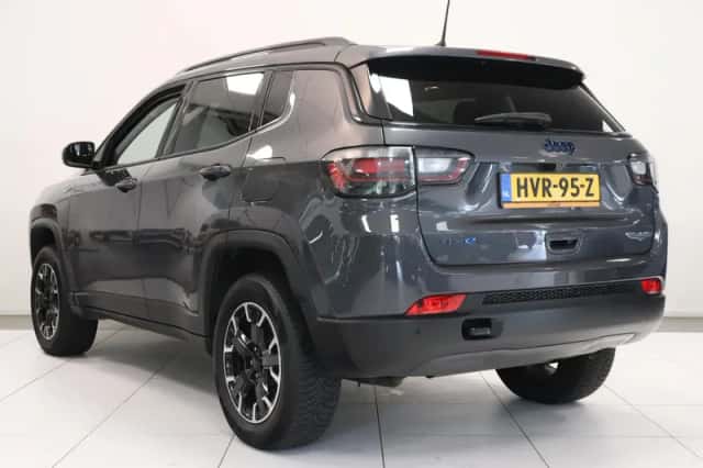 Jeep Compass (2022) thumbnail 6