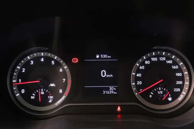 Hyundai i10 (2023) thumbnail 4