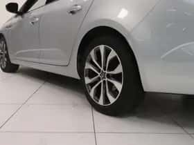 Renault Mégane (2023) thumbnail 16