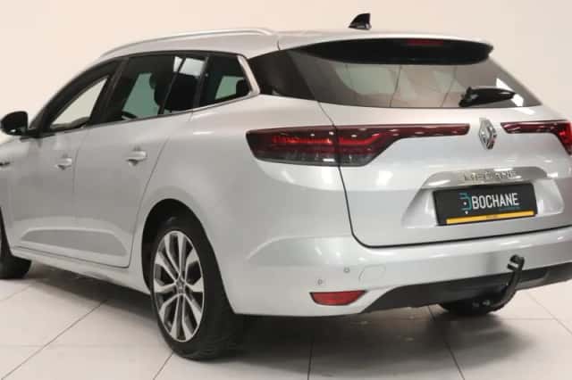 Renault Mégane (2023) thumbnail 6